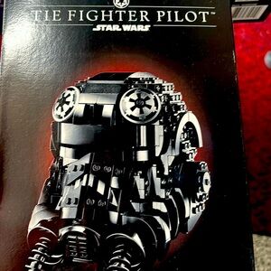 Tie Fighter pilot lego Star Wars NEW IN BOX #752274 LEGO 724 pcs